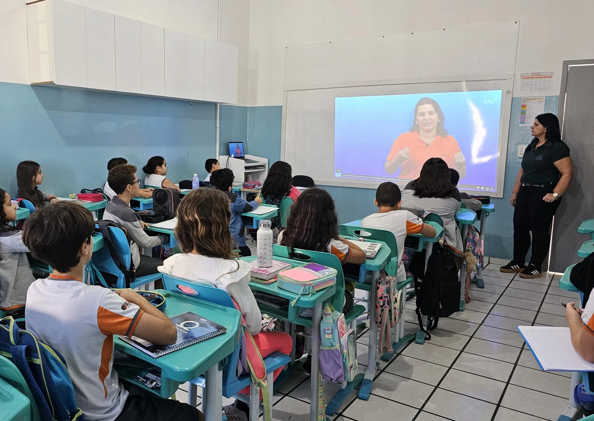 Expansão da modernização tecnológica para o Ensino Fundamental