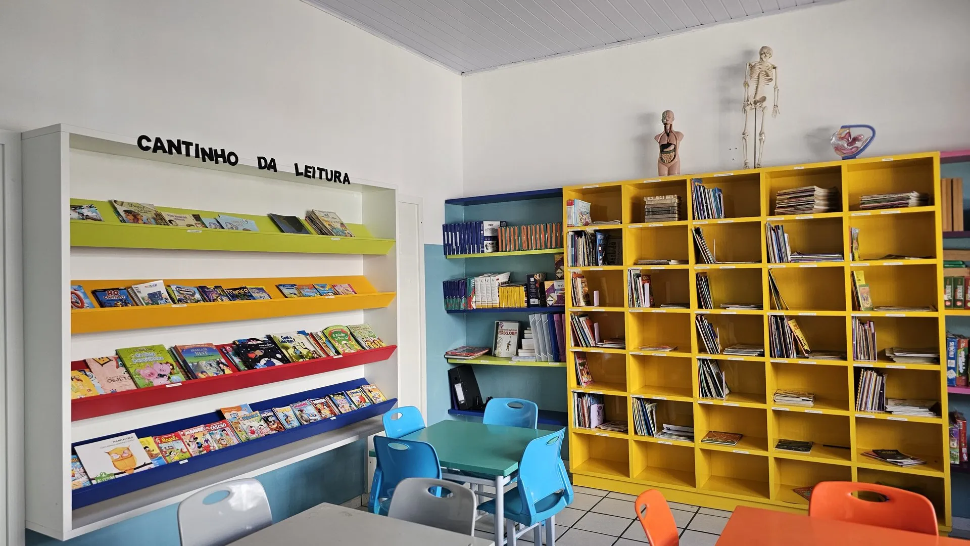 Biblioteca do Colégio